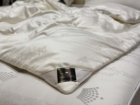 Одеяло Trois Couronnes Luxury Selection Cashmere & Silk/Bamboo Duo