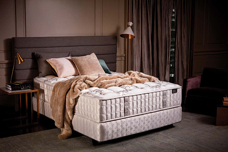 KLUFT Royal Sovereign Collection Bancroft