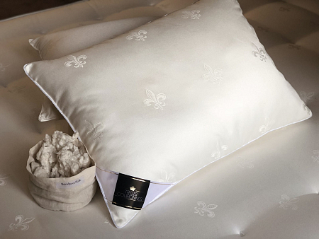 Подушка Trois Couronnes Mao XL