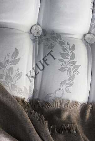 KLUFT Royal Sovereign Collection Gramercy Plush