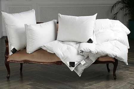Подушка Trois Couronnes De Luxe Selection Goose Down