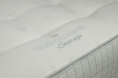 Trois Couronnes Sovereign