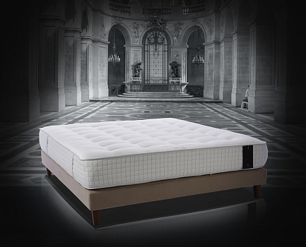 Trois Couronnes Le Roy