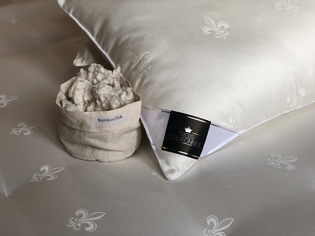 Подушка Trois Couronnes Mao XS