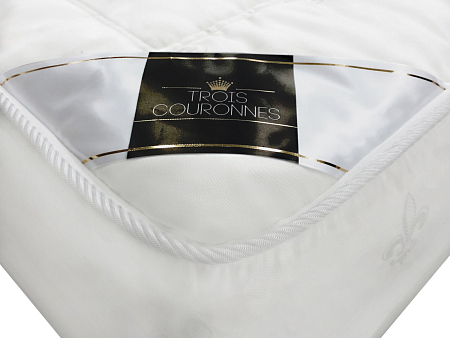 Топпер Trois Couronnes Cashmere Skirt