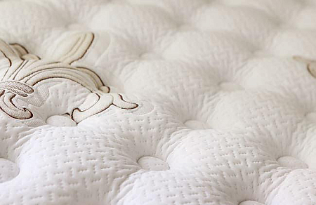 Stearns&Foster Estate