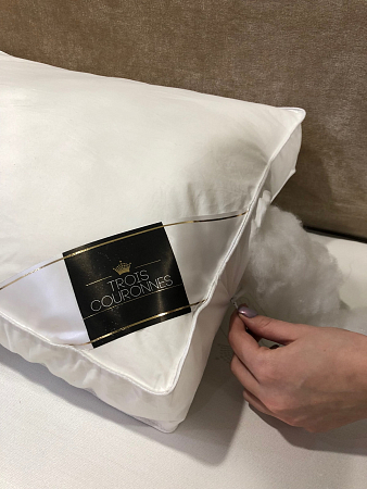 Подушка Trois Couronnes Lotus Lux Cosy