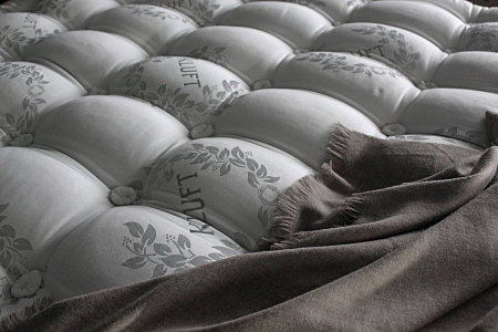 KLUFT Royal Sovereign Collection Gramercy Plush