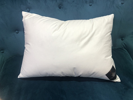 Подушка Trois Couronnes 5 Star Residences Feather Soft