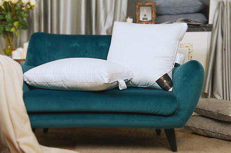 Подушка Trois Couronnes Duchess Plus Extra Taut