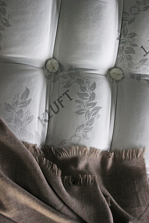 KLUFT Royal Sovereign Collection Gramercy Plush