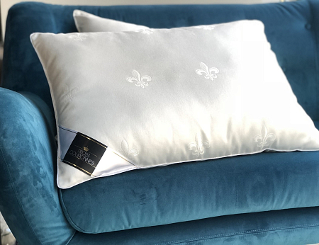 Подушка Trois Couronnes Luxury Selection Camel