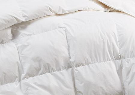 Одеяло Trois Couronnes Regina Medium