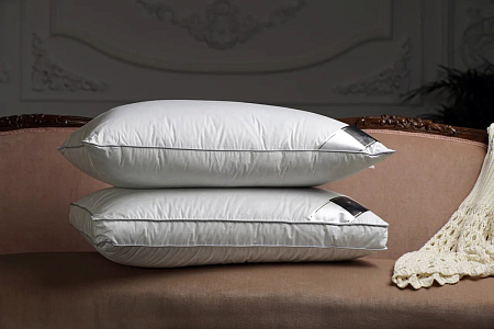 Подушка Trois Couronnes De Luxe Selection Goose Down