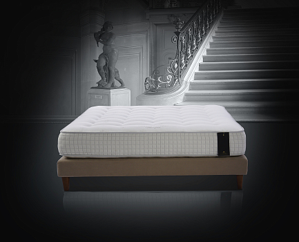 Trois Couronnes Marquis