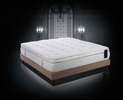 Топпер Trois Couronnes Hedonist