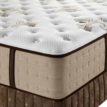 Stearns&Foster Estate