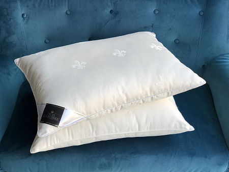 Подушка Trois Couronnes Luxury Selection Cashmere