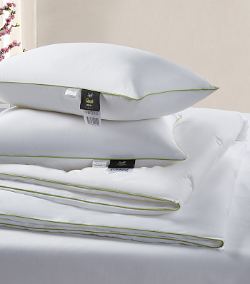 Шелковая подушка "Classic" M