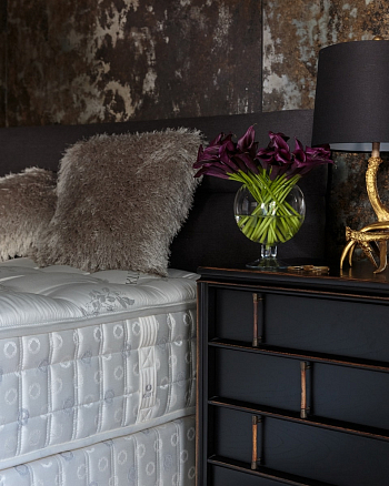 KLUFT Royal Sovereign Collection Gramercy Plush