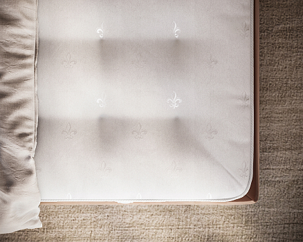 Trois Couronnes Queen